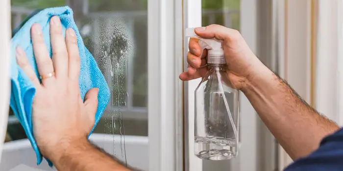 How To Do House Cleaning: Cleaning The Bathroom