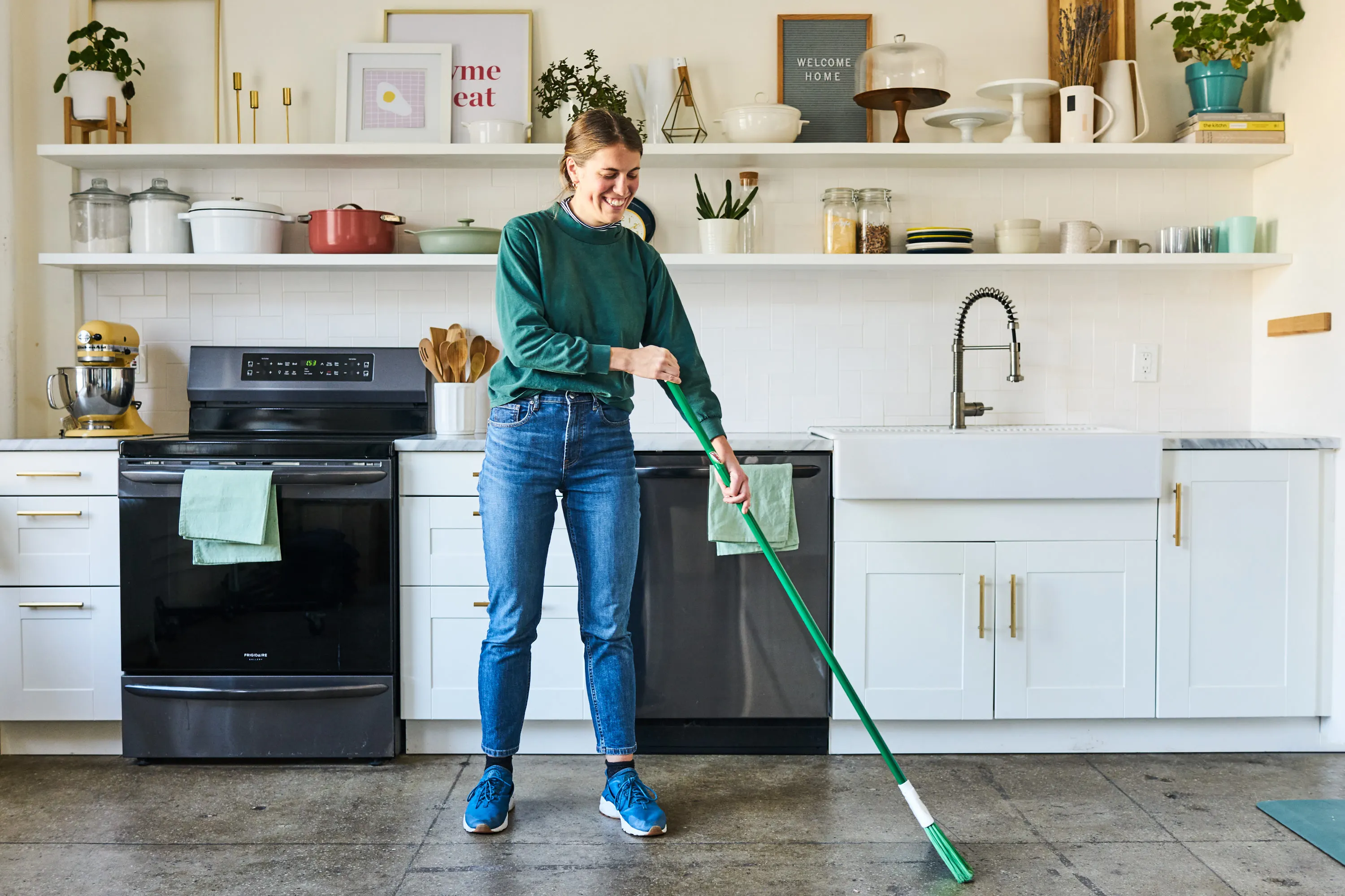 How To Do House Cleaning: Cleaning the Kitchen