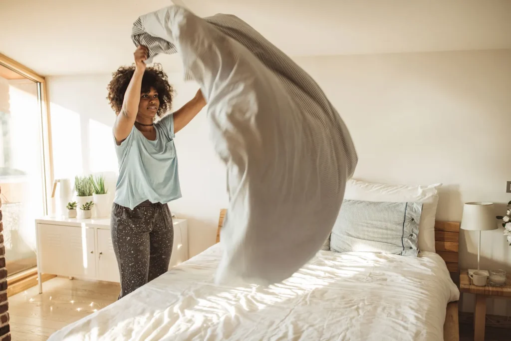 How To Do House Cleaning: Cleaning The Bedroom