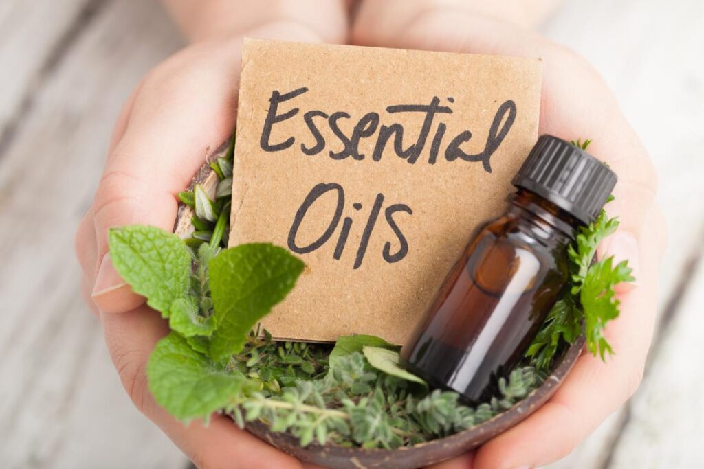 Use essential oils and natural plant extracts with various properties